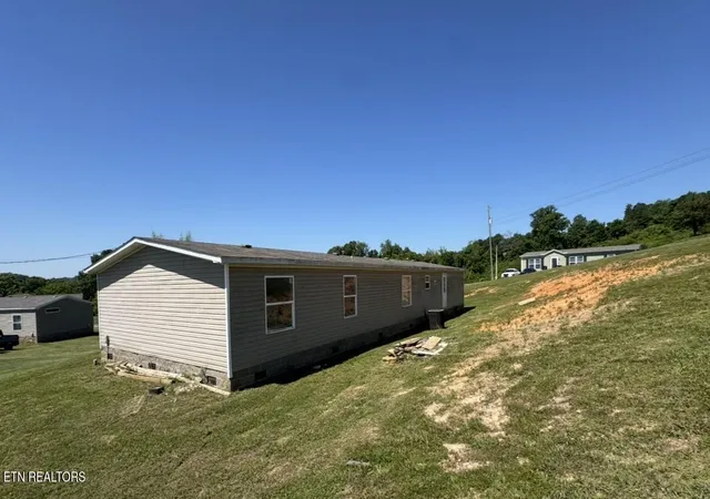 Homes for sale in Tazewell, TN | 122 Pearlie Ln, Tazewell, TN 37879 | MLS# 1344886