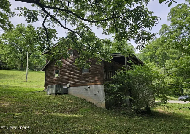 2nd image of 264 Old Long Hollow Rd, La Follette, TN 37766 | MLS# 1344884