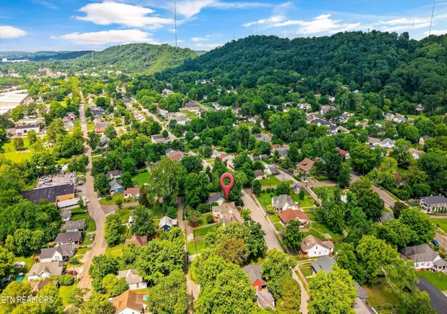 Homes for sale in Knoxville, TN | 508 Cedar Ave, Knoxville, TN 37917 | MLS# 1345042