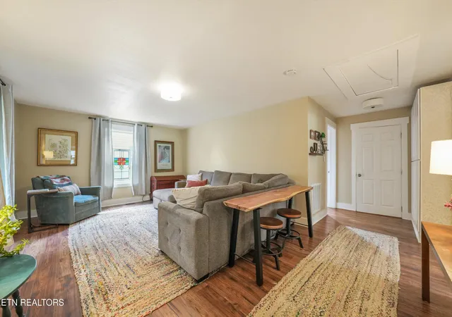Homes for sale in Knoxville, TN | 508 Cedar Ave, Knoxville, TN 37917 | MLS# 1345042
