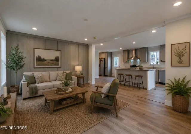 Photo 3 of Sale Pending at 2119 Tipton Sta Rd, Knoxville, TN 37920 | MLS# 1346114 | Listing updated on 2026-08-29