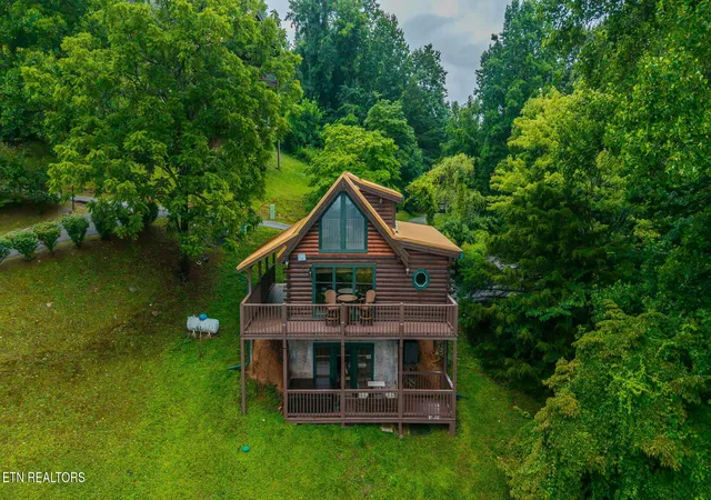 Homes for sale in Sevierville, TN | 2541 Bobcat Wy, Sevierville, TN 37862 | MLS# 1346083