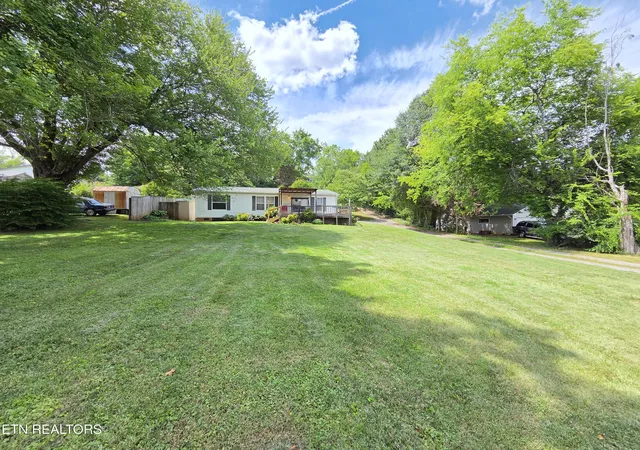 Homes for sale in Louisville, TN | 2262 Mentor Rd, Louisville, TN 37777 | MLS# 1344958