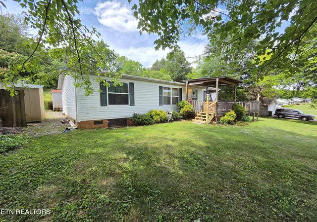 Homes for sale in Louisville, TN | 2262 Mentor Rd, Louisville, TN 37777 | MLS# 1344958