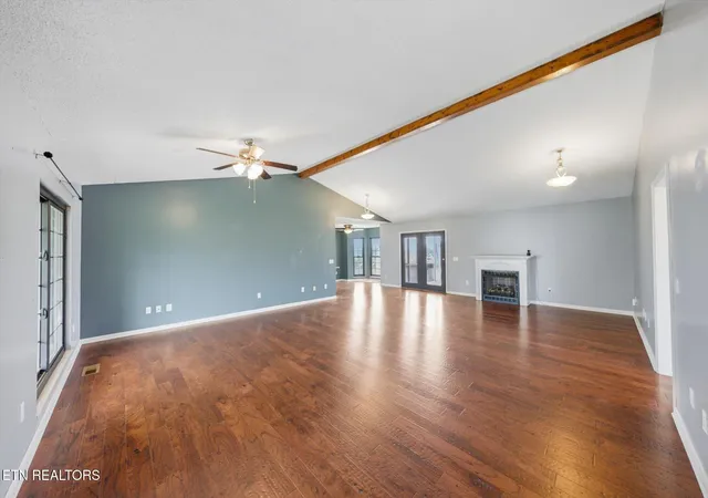 Homes for sale in Vonore, TN | 217 S Rolling Ridge Ln S Ln, Vonore, TN 37885 | MLS# 1344930