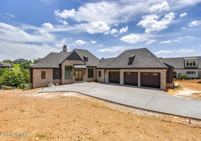 1st image of 205 Admiral Ct, Lenoir City, TN 37772 | MLS# 1344935