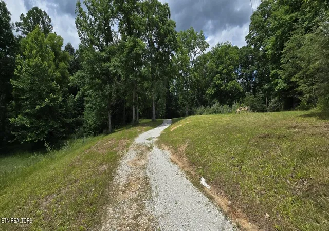 Homes for sale in Helenwood, TN | 350 Rector Ln, Helenwood, TN 37755 | MLS# 1345385