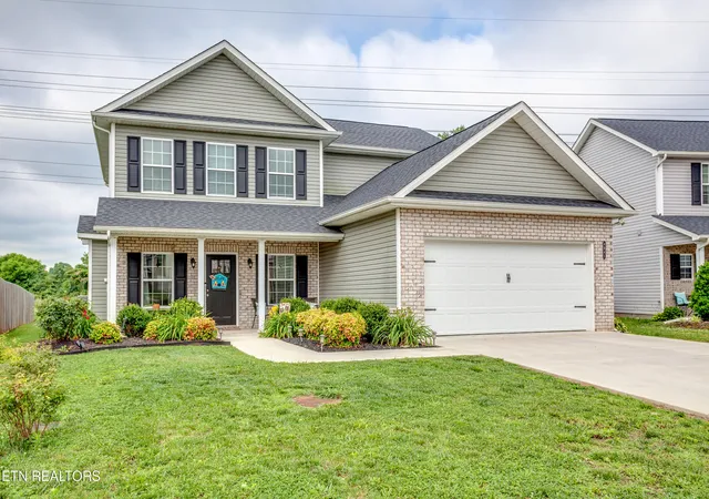Photo 1 of Sale Pending at 4841 Stoneyhurst Ln, Knoxville, TN 37918 | MLS# 1344948 | Listing updated on 2026-08-22
