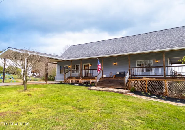 Homes for sale in Louisville, TN | 2829 Spruce Hill Rd, Louisville, TN 37777 | MLS# 1344937