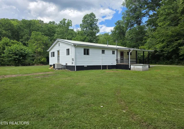 Homes for sale in Robbins, TN | 125 Willoughby Ln, Robbins, TN 37852 | MLS# 1345008