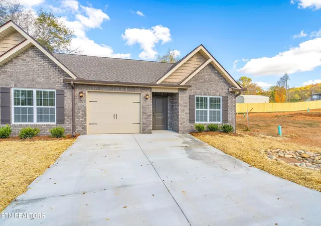 Photo 2 of Condo for sale at 7351 Green Ests Way, Knoxville, TN 37918 | MLS# 1344981 | Listing updated on 2026-07-20
