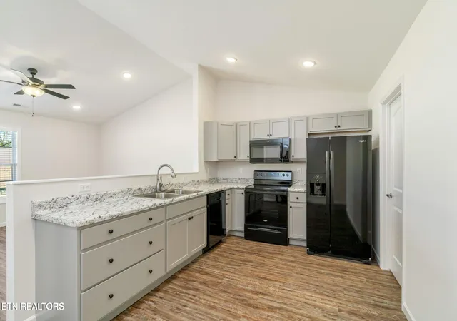 Photo 3 of Condo for sale at 7351 Green Ests Way, Knoxville, TN 37918 | MLS# 1344981 | Listing updated on 2026-07-20