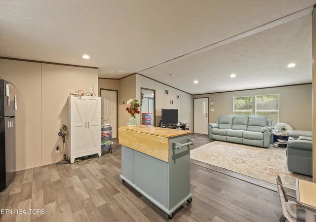Photo 4 of Single family home for sale at 1487 Shields Fry Rd, Morristown, TN 37814 | MLS# 1344998 | Listing updated on 2026-09-23