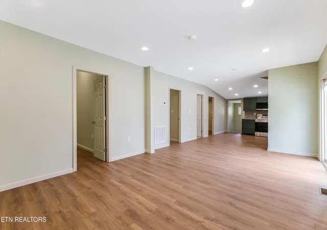 4th image of 427 Oglewood Ave, Knoxville, TN 37917 | MLS# 1346418