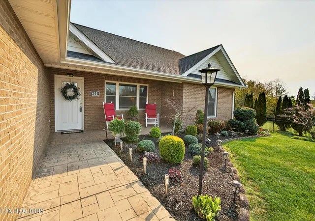 Photo 4 of Single family home for sale at 410 Garden Meadow Rd, Greeneville, TN 37745 | MLS# 1345220 | Listing updated on 2026-09-30