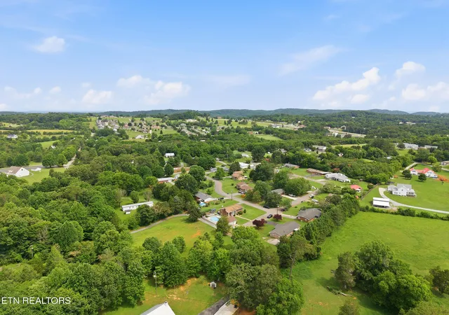 Homes for sale in Seymour, TN | 135 Colonial Cir, Seymour, TN 37865 | MLS# 1345191