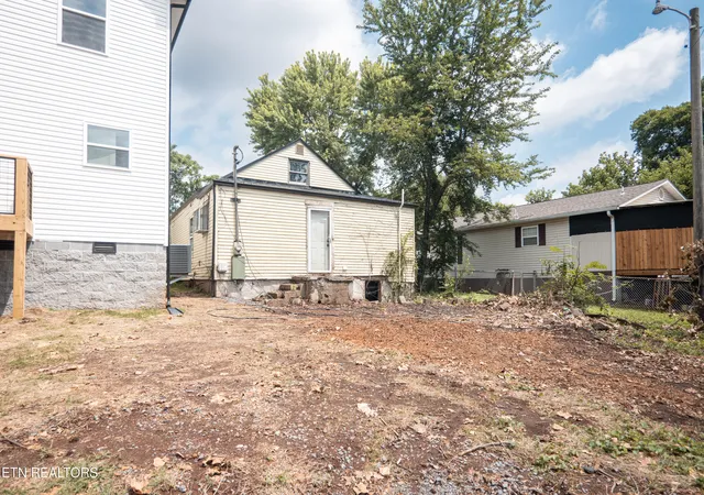 Homes for sale in Knoxville, TN | 722 Belleaire Ave, Knoxville, TN 37921 | MLS# 1345336