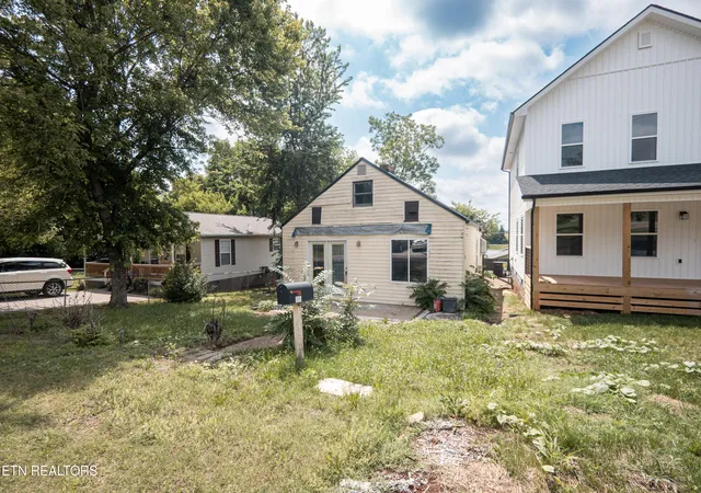 Homes for sale in Knoxville, TN | 722 Belleaire Ave, Knoxville, TN 37921 | MLS# 1345336
