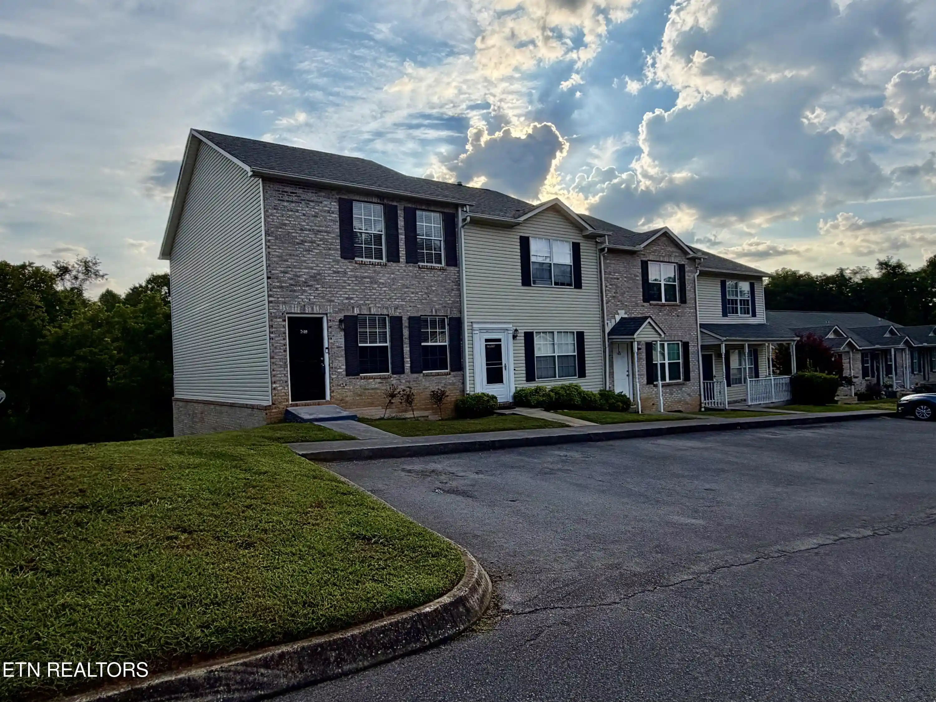 Listing Photo 25 - Condo for sale in 7809 Stone Gdn Wy located at 7809 Stone Gdn Wy, Powell, TN 37849 - Unit 7809 Stone Garden Way