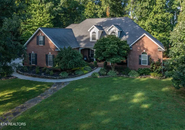 Photo 1 of Single family home for sale at 313 Wooded Ln, Knoxville, TN 37922 | MLS# 1345308 | Listing updated on 2026-08-28