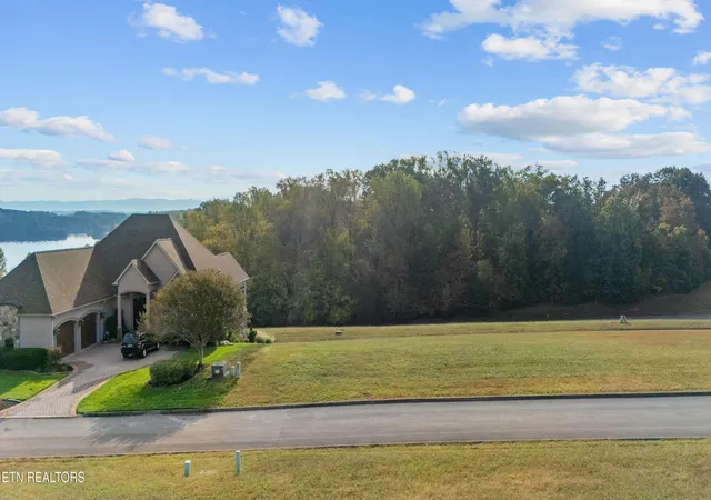 Homes for sale in Vonore, TN | 220 Grandville Ct, Vonore, TN 37885 | MLS# 1345138