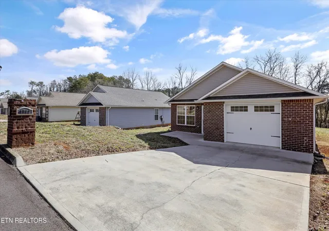 Homes for sale in Sevierville, TN | 1702 Watauga St, Sevierville, TN 37876 | MLS# 1345043