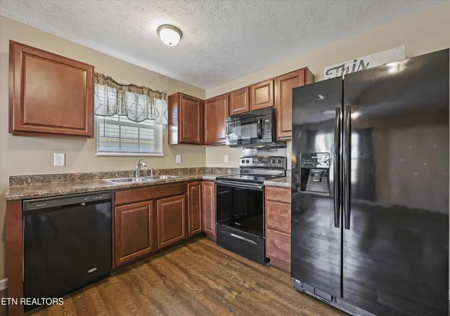 4th image of 1702 Watauga St, Sevierville, TN 37876 | MLS# 1345043