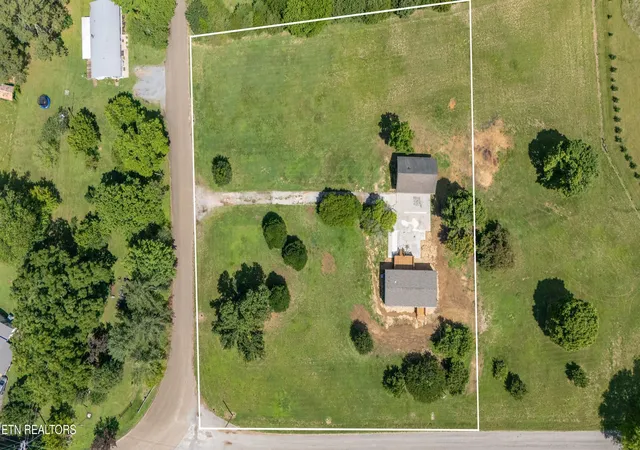 Homes for sale in Ten Mile, TN | 359 Clearwater Rd, Ten Mile, TN 37880 | MLS# 1345070