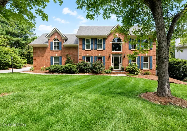 Photo 1 of Sale Pending at 1044 Paddington Rd, Knoxville, TN 37922 | MLS# 1345111 | Listing updated on 2026-06-22