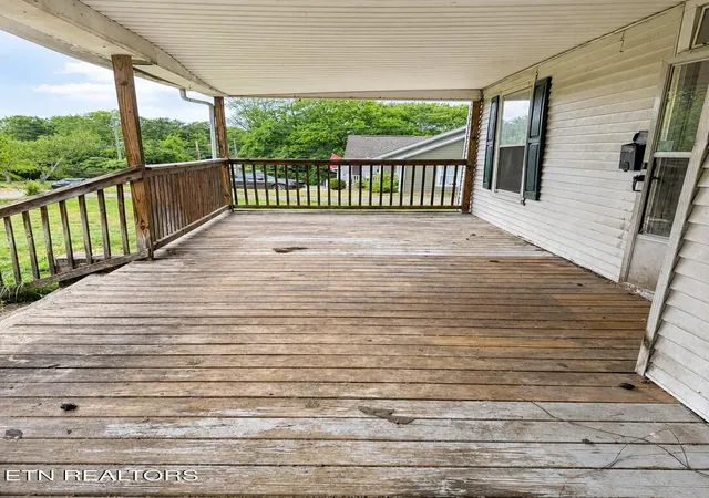 Homes for sale in Knoxville, TN | 717 Banks Ave, Knoxville, TN 37917 | MLS# 1345486
