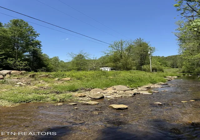 5th image of 915 Chestnut Valley Rd, Vonore, TN 37885 | MLS# 1345119
