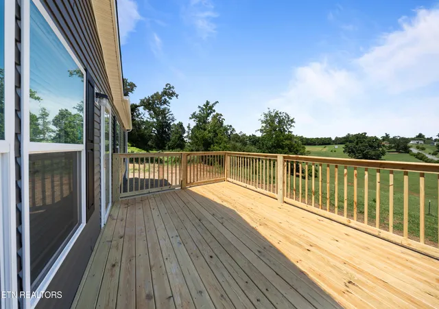 Homes for sale in Rutledge, TN | 227 Lookout Dr, Rutledge, TN 37861 | MLS# 1345174