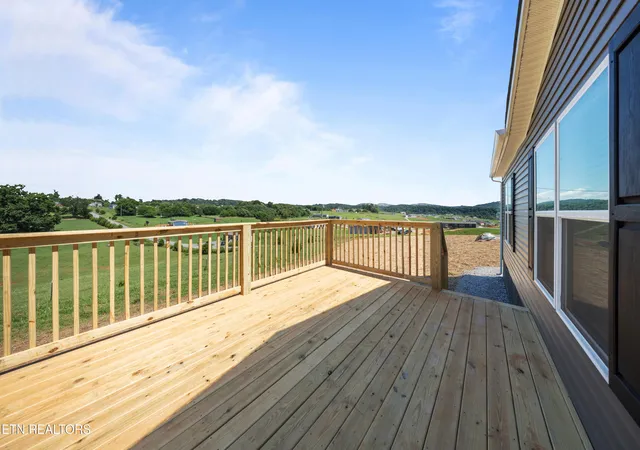 Homes for sale in Rutledge, TN | 227 Lookout Dr, Rutledge, TN 37861 | MLS# 1345174