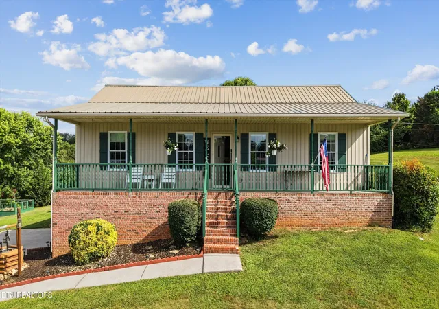 Homes for sale in Russellville, TN | 5517 Carlyle Ave, Russellville, TN 37860 | MLS# 1345507