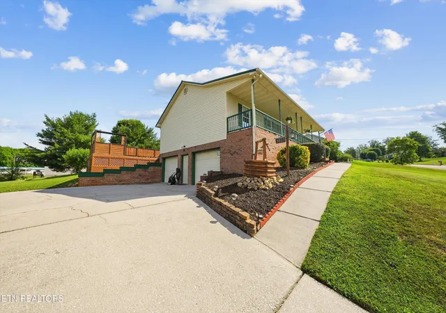 Homes for sale in Russellville, TN | 5517 Carlyle Ave, Russellville, TN 37860 | MLS# 1345507