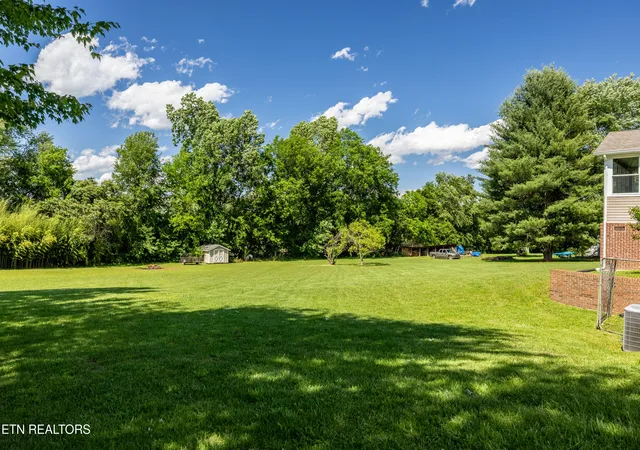 Homes for sale in Lenoir City, TN | 178 Scenic Hill Ln, Lenoir City, TN 37771 | MLS# 1345124