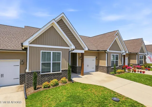 2nd image of 176 Gray Wolf Wy, Lenoir City, TN 37771 | MLS# 1346011
