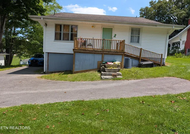4th image of 307 S Ridge Ave, Rockwood, TN 37854 | MLS# 1345455