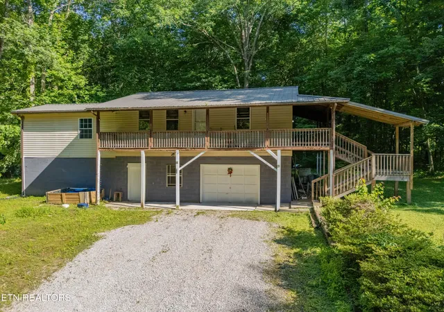 Homes for sale in Lancing, TN | 106 Guy Hamby Rd, Lancing, TN 37770 | MLS# 1345230