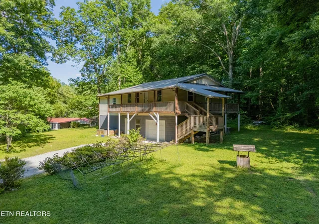 Homes for sale in Lancing, TN | 106 Guy Hamby Rd, Lancing, TN 37770 | MLS# 1345230