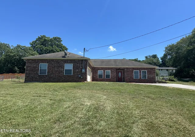 Homes for sale in Louisville, TN | 1221 Topside Rd, Louisville, TN 37777 | MLS# 1345452