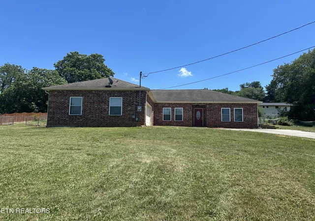 Homes for sale in Louisville, TN | 1221 Topside Rd, Louisville, TN 37777 | MLS# 1345452