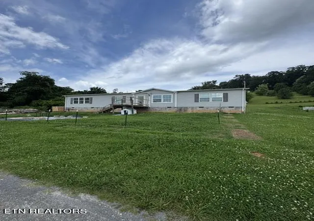 Homes for sale in Luttrell, TN | 280 Dutchess Dr, Luttrell, TN 37779 | MLS# 1345243