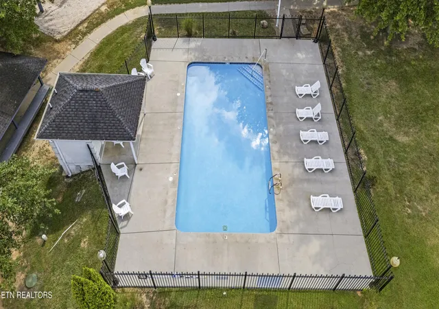 Homes for sale in Kingston, TN | 100 Village Wy #E, Kingston, TN 37763 | MLS# 1345611