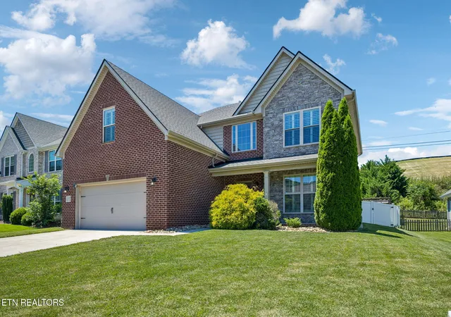 Photo 2 of Sale Pending at 12349 Chirping Bird Ln, Knoxville, TN 37932 | MLS# 1345255 | Listing updated on 2026-07-30