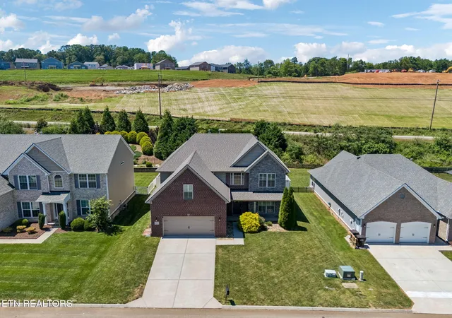 Photo 3 of Sale Pending at 12349 Chirping Bird Ln, Knoxville, TN 37932 | MLS# 1345255 | Listing updated on 2026-07-30