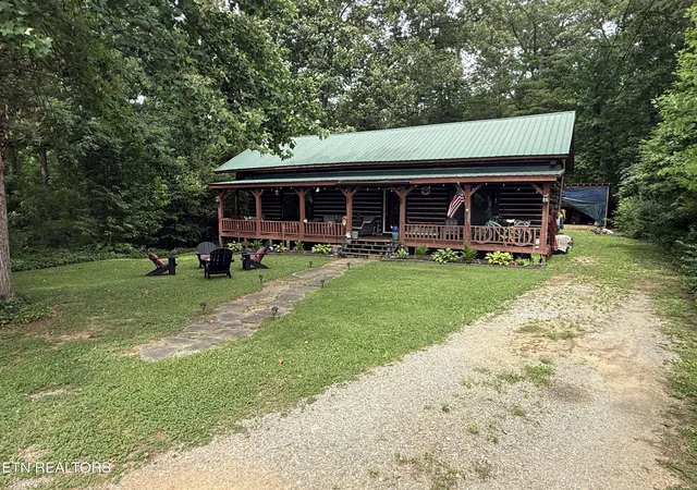 Homes for sale in Tellico Plains, TN | 246 Lakeview, Tellico Plains, TN 37385 | MLS# 1345353