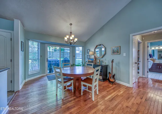 Photo 3 of Sale Pending at 3225 Great Meadows Dr, Knoxville, TN 37920 | MLS# 1345904 | Listing updated on 2026-08-25