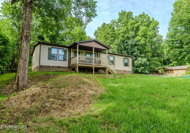 Homes for sale in Pigeon Forge, TN | 938 Mountain View St, Pigeon Forge, TN 37863 | MLS# 1345920