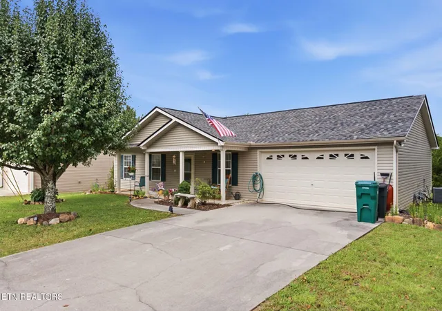 Homes for sale in Corryton, TN | 5115 Cedar Knoll Dr, Corryton, TN 37721 | MLS# 1345681